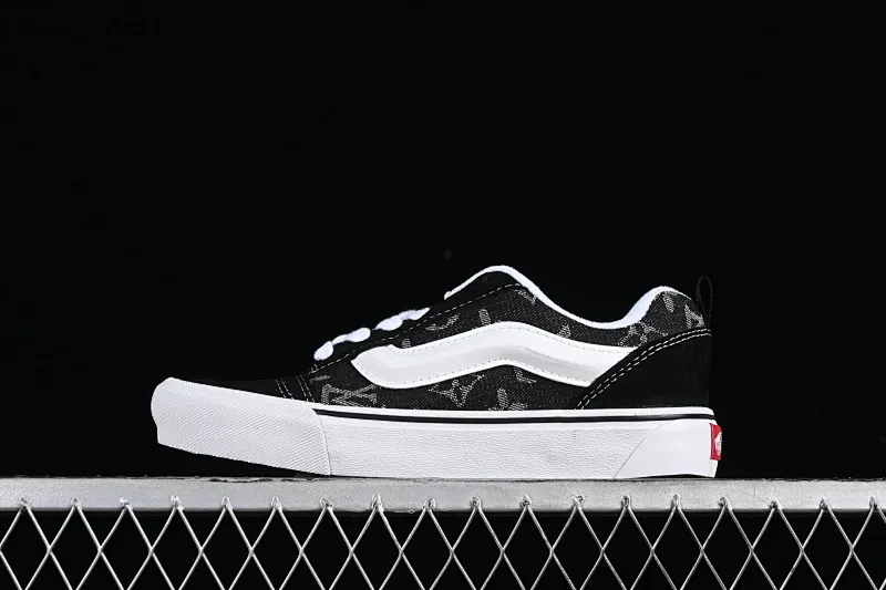 All categories Vans Vans series Vans Low Vans low-top Vans Knu-Skool high-end customized joint denim presbyopic bread shoes VN0009QC6BT